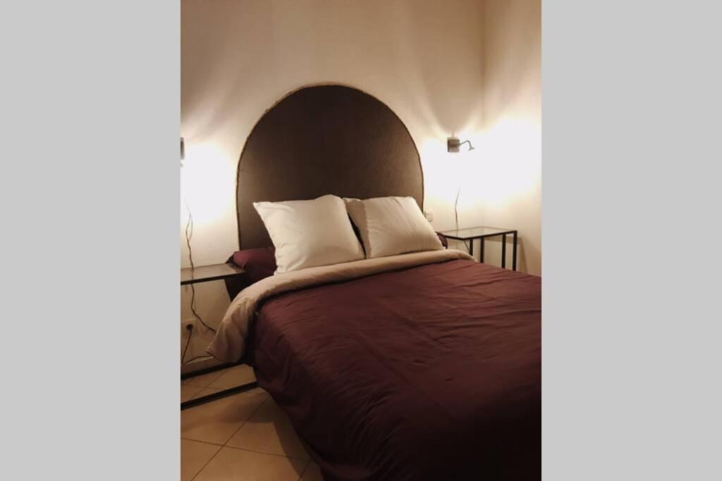 Maison Entiere Au Pied Du Plateau Du Retord 2 Chambres Sdb - Vouvray Ochiaz Exterior foto